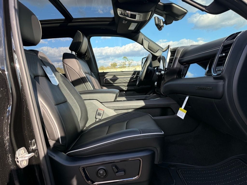 2026 RAM Ram 1500 RAM 1500 LIMITED CREW CAB 4X4 5'7' BOX