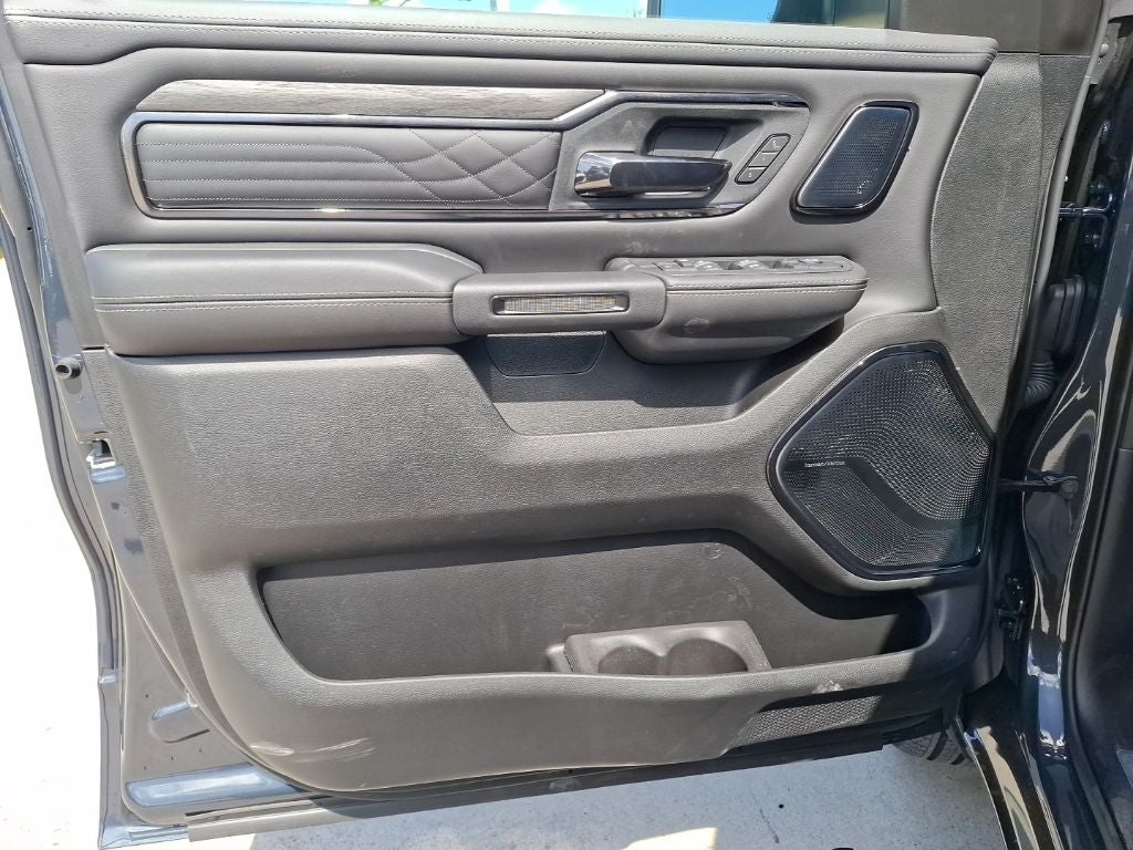 2026 RAM 1500 RAM 1500 LIMITED CREW CAB 4X4 5'7' BOX