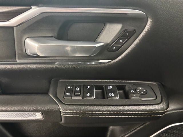 2025 RAM 1500 Laramie Crew Cab 4x4 5'7' Box