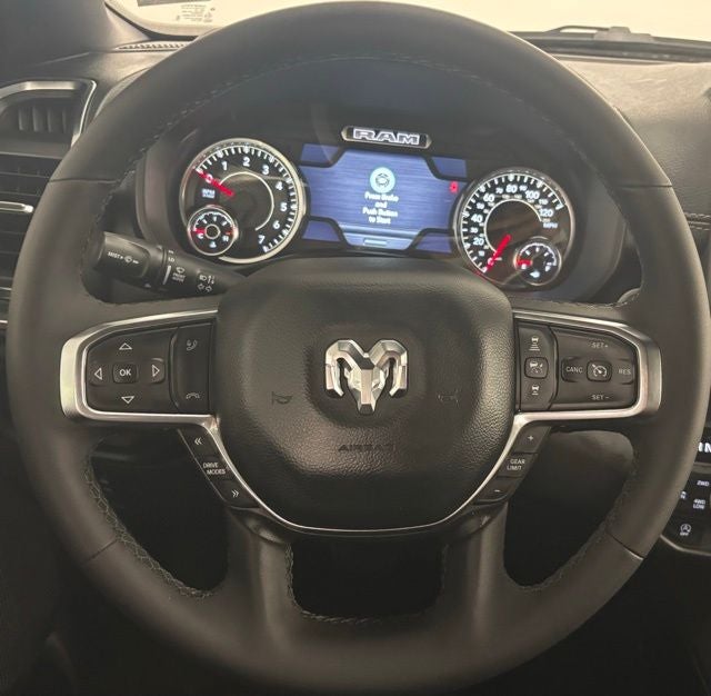 2025 RAM 1500 Laramie Crew Cab 4x4 5'7' Box