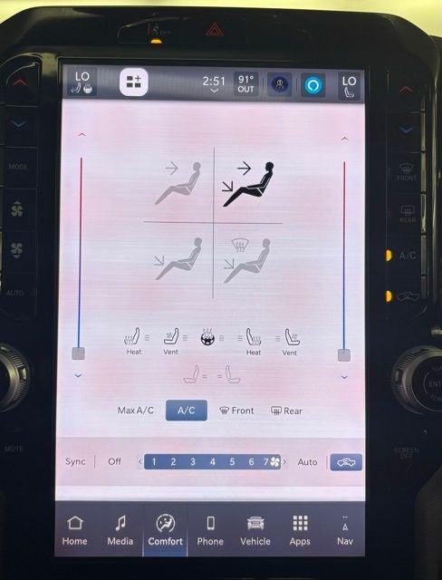 2025 RAM 1500 Laramie Crew Cab 4x4 5'7' Box