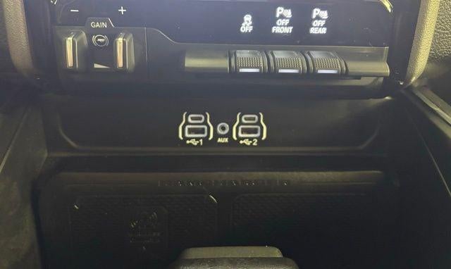 2025 RAM 1500 Laramie Crew Cab 4x4 5'7' Box