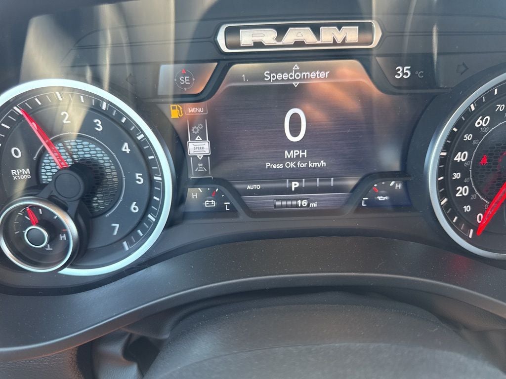 2026 RAM Ram 1500 RAM 1500 LARAMIE CREW CAB 4X4 5'7' BOX