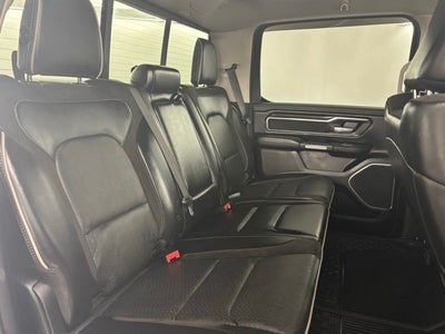 2022 RAM 1500 Laramie Crew Cab 4x4 5'7' Box