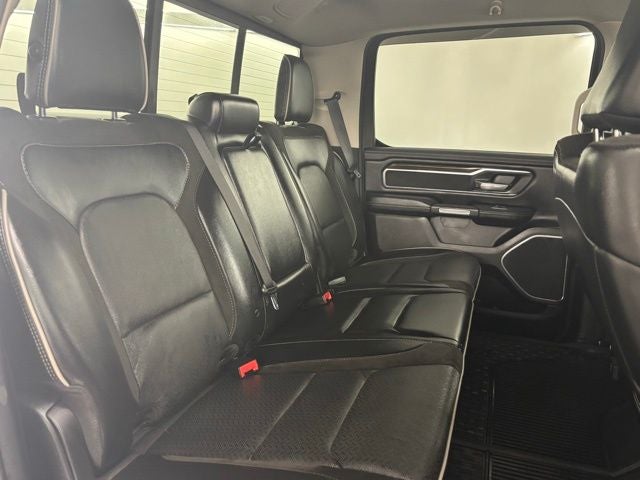 2022 RAM 1500 Laramie Crew Cab 4x4 5'7' Box