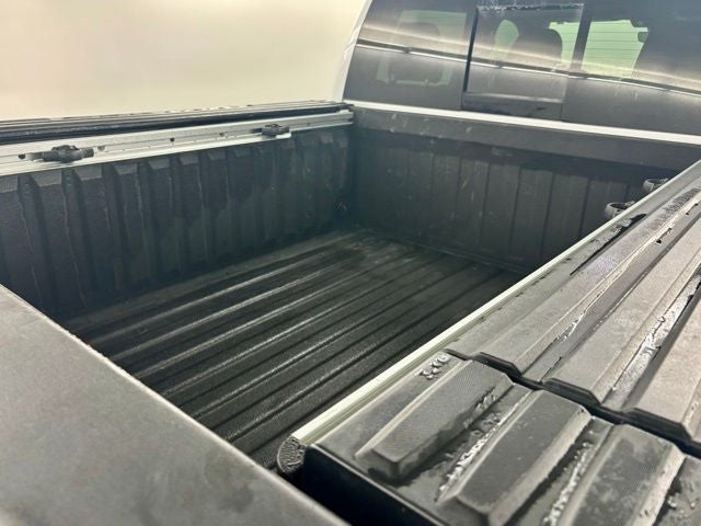 2022 RAM 1500 Laramie Crew Cab 4x4 5'7' Box