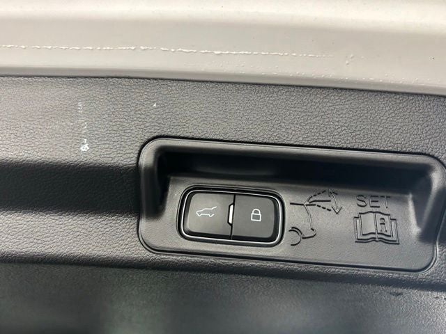 2021 Ford Explorer Base