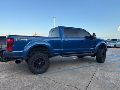 2022 Ford F-250SD Lariat