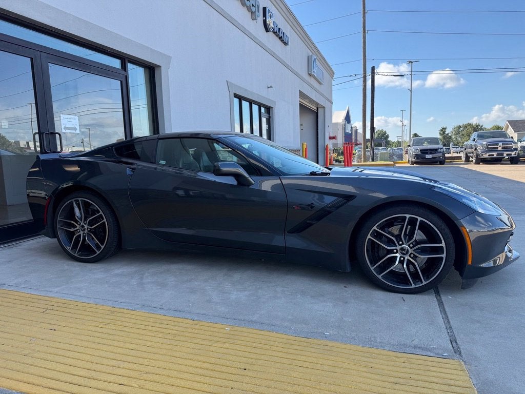 2017 Chevrolet Corvette Stingray Z51 2LT