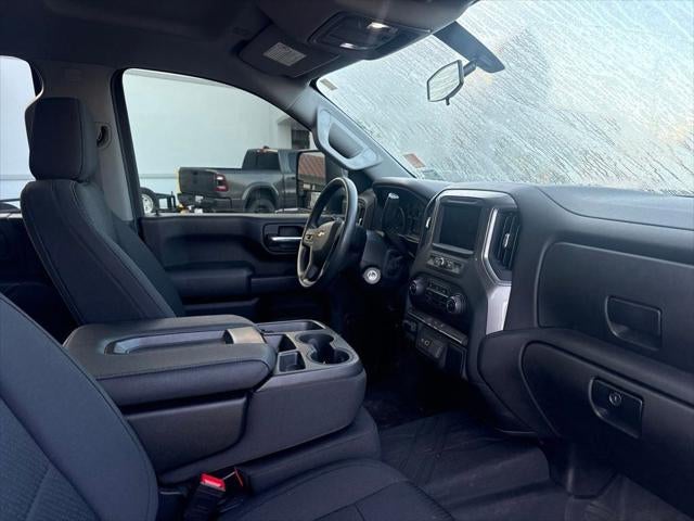 2022 Chevrolet Silverado 2500HD 4WD Crew Cab Standard Bed Custom