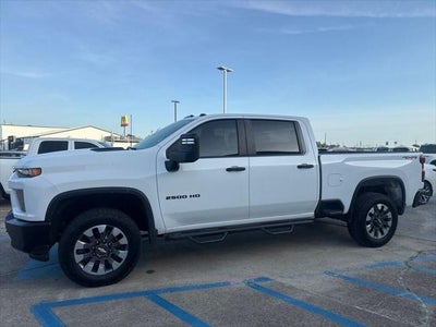 2022 Chevrolet Silverado 2500HD 4WD Crew Cab Standard Bed Custom