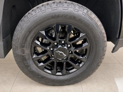 2025 Chevrolet Silverado 2500HD 4WD Double Cab Standard Bed Custom
