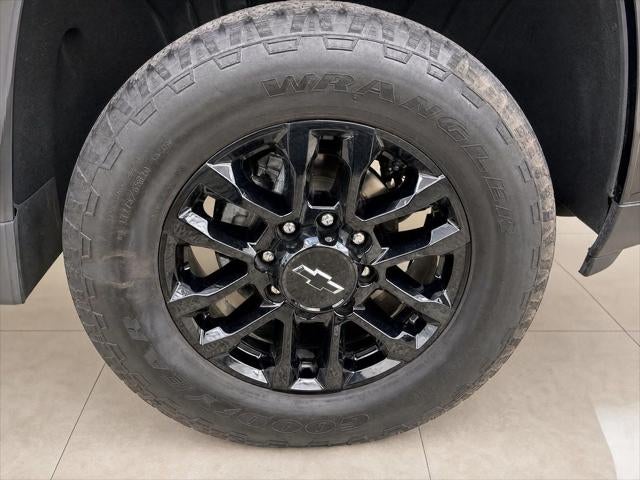 2025 Chevrolet Silverado 2500HD 4WD Double Cab Standard Bed Custom