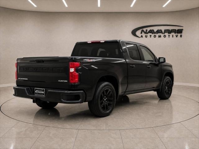2023 Chevrolet Silverado 1500 4WD Crew Cab Short Bed Custom