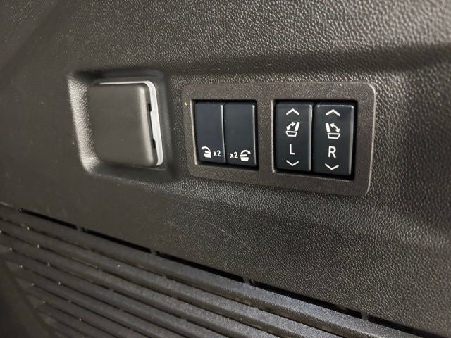 2025 GMC Yukon 2WD Denali