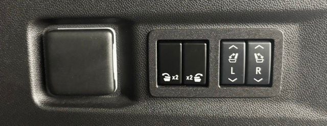 2024 GMC Yukon 4WD AT4