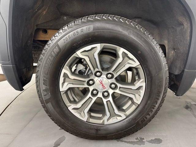 2025 GMC Sierra 1500 4WD Crew Cab Short Box SLT