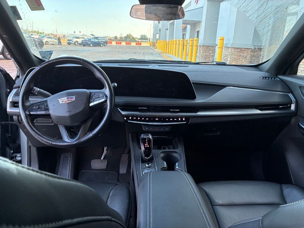 2024 Cadillac XT4 Luxury