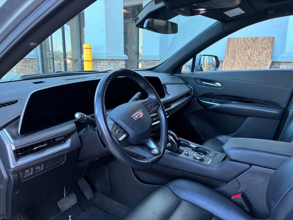 2024 Cadillac XT4 Luxury