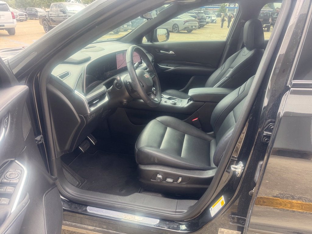 2025 Cadillac XT4 Sport
