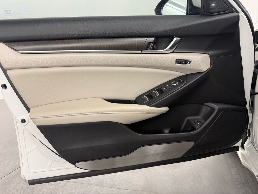 2019 Honda Accord Touring 2.0T