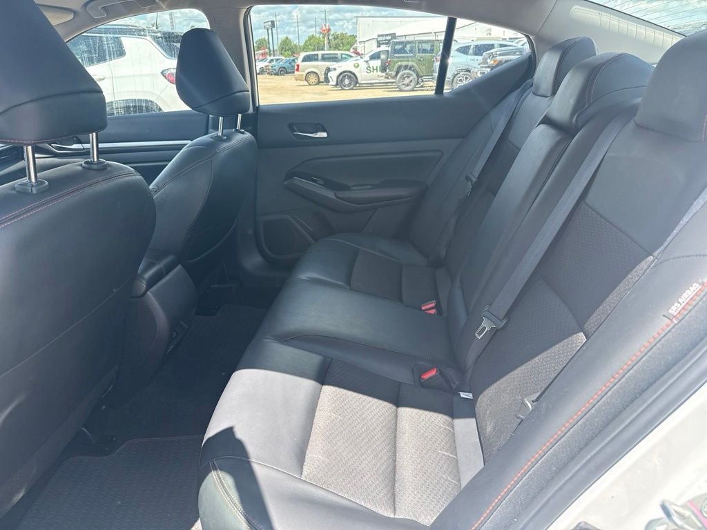 2025 Nissan Altima SR FWD — photo 13