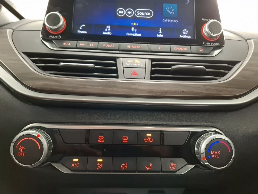 2024 Nissan Altima SV FWD