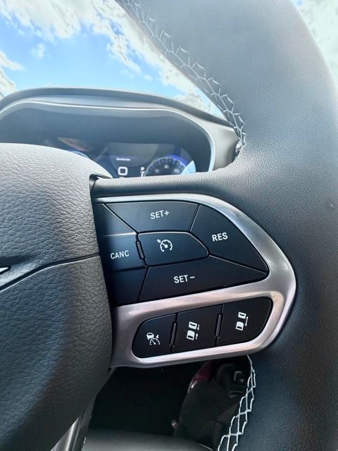 2027 Chrysler Pacifica PACIFICA SELECT