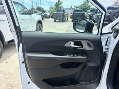 2027 Chrysler Pacifica PACIFICA SELECT