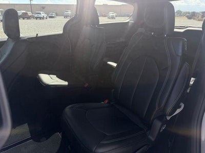 2027 Chrysler Pacifica PACIFICA SELECT