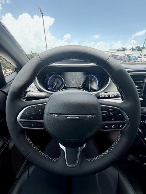 2027 Chrysler Pacifica PACIFICA SELECT