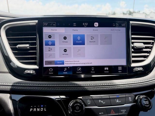 2027 Chrysler Pacifica PACIFICA SELECT