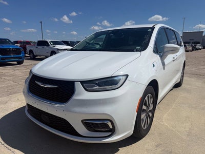 2022 Chrysler Pacifica Hybrid Touring L