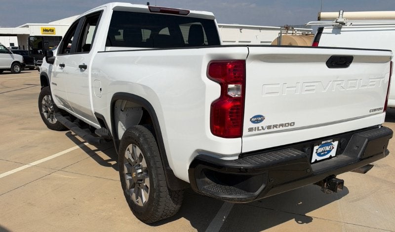 2024 Chevrolet Silverado 2500HD Custom