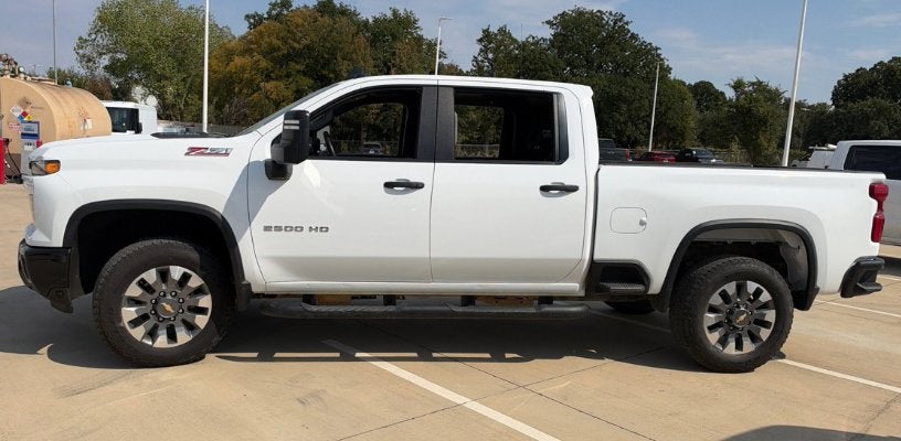 2024 Chevrolet Silverado 2500HD Custom