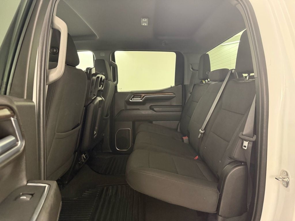 2023 Chevrolet Silverado 1500 2WD Crew Cab Short Bed LT