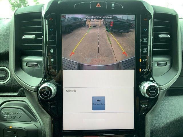 2026 RAM 2500 RAM 2500 BLACK EXPRESS CREW CAB 4X4 6'4' BOX