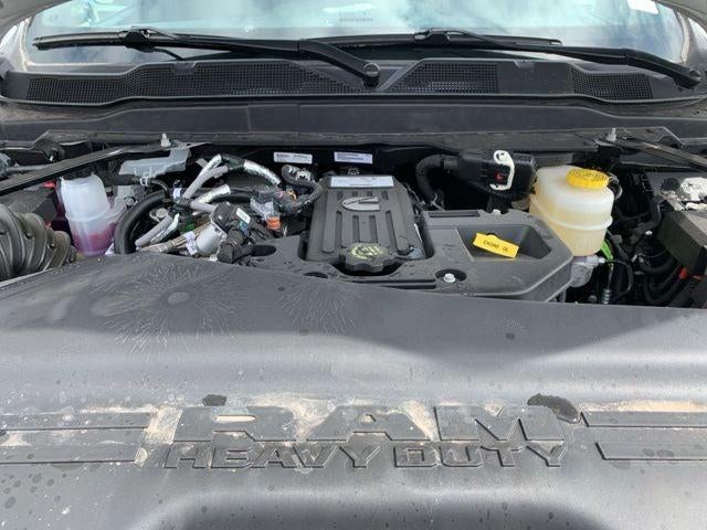2026 RAM 2500 RAM 2500 BLACK EXPRESS CREW CAB 4X4 6'4' BOX