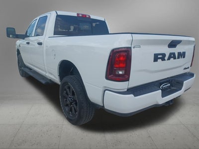 2026 RAM Ram 2500 RAM 2500 BLACK EXPRESS CREW CAB 4X4 6'4' BOX