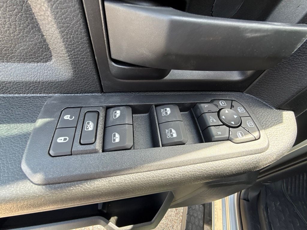 2026 RAM Ram 2500 RAM 2500 WARLOCK CREW CAB 4X4 6'4' BOX