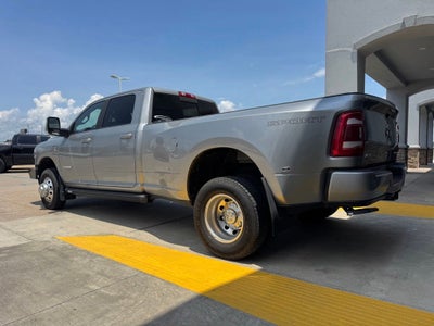 2024 RAM 3500 Laramie Crew Cab 4x4 8' Box