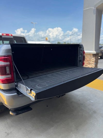 2024 RAM 3500 Laramie Crew Cab 4x4 8' Box