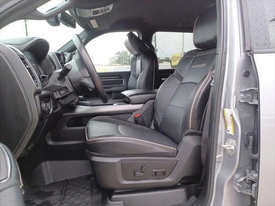 2024 RAM 3500 Laramie Crew Cab 4x4 8' Box