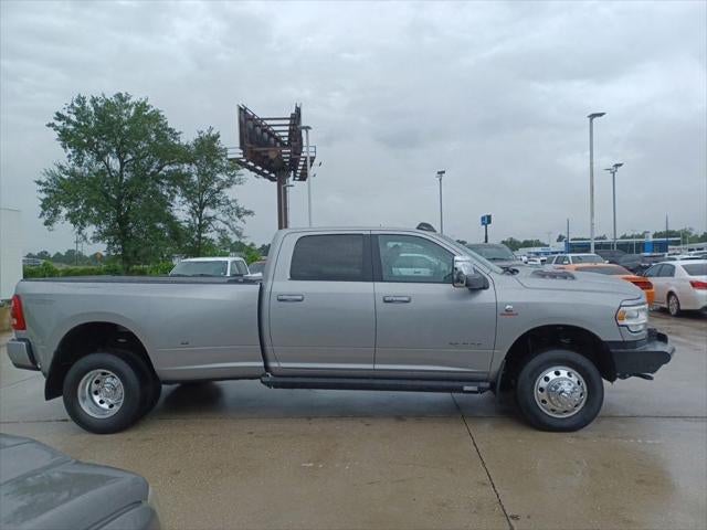 2024 RAM 3500 Laramie Crew Cab 4x4 8' Box