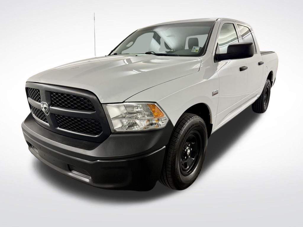 2020 RAM 1500 Classic Tradesman Crew Cab 4x2 5'7' Box