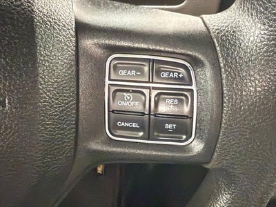 2020 RAM 1500 Classic Tradesman Crew Cab 4x2 5'7' Box