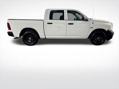 2020 RAM 1500 Classic Tradesman Crew Cab 4x2 5'7' Box