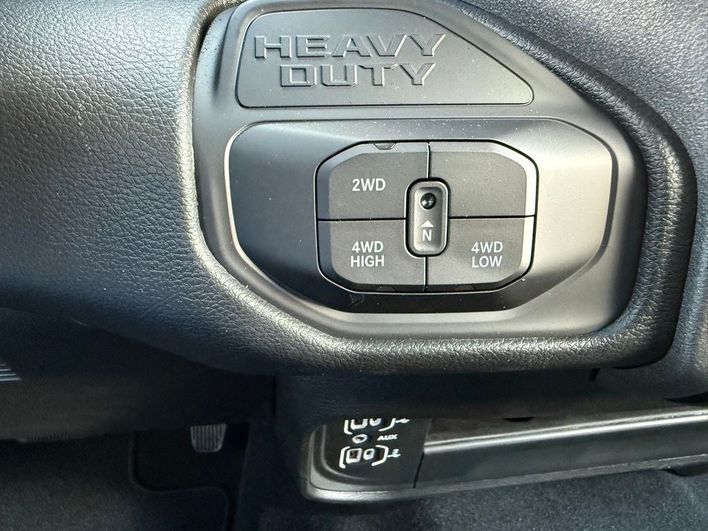 2026 RAM Ram 2500 RAM 2500 TRADESMAN CREW CAB 4X4 6'4' BOX