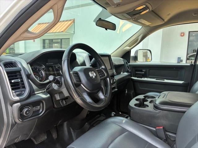 2020 RAM 2500 Tradesman Crew Cab 4x4 6'4' Box