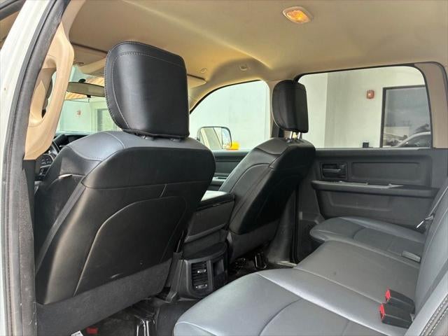 2020 RAM 2500 Tradesman Crew Cab 4x4 6'4' Box